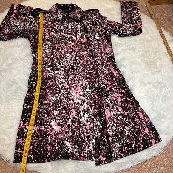 Norma Kamali Trench Coat Paint Splatter
Size M - Bold Artistic Statement Piece - Picture 13 of 15